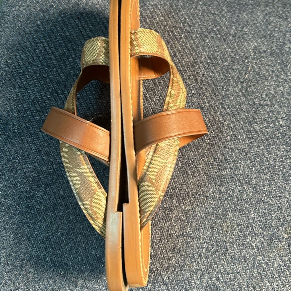 Coach Harlan signature sandal size 9 - Picture 6 of 7